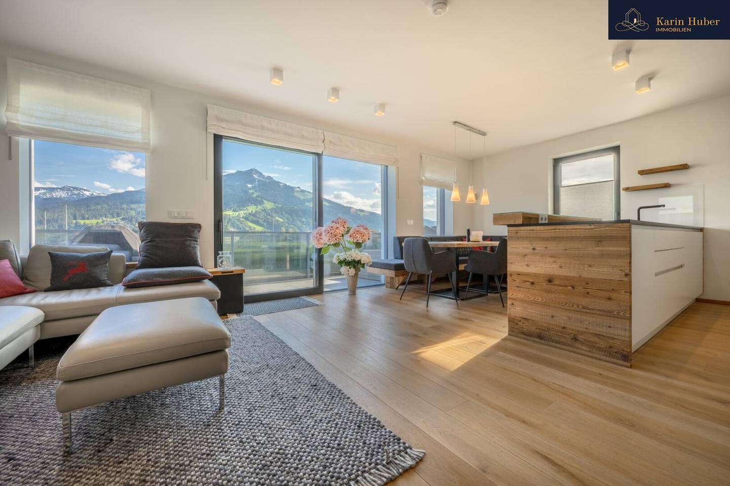 Wohlfühl-Wohnung in unverbaubarer Aussichtslage