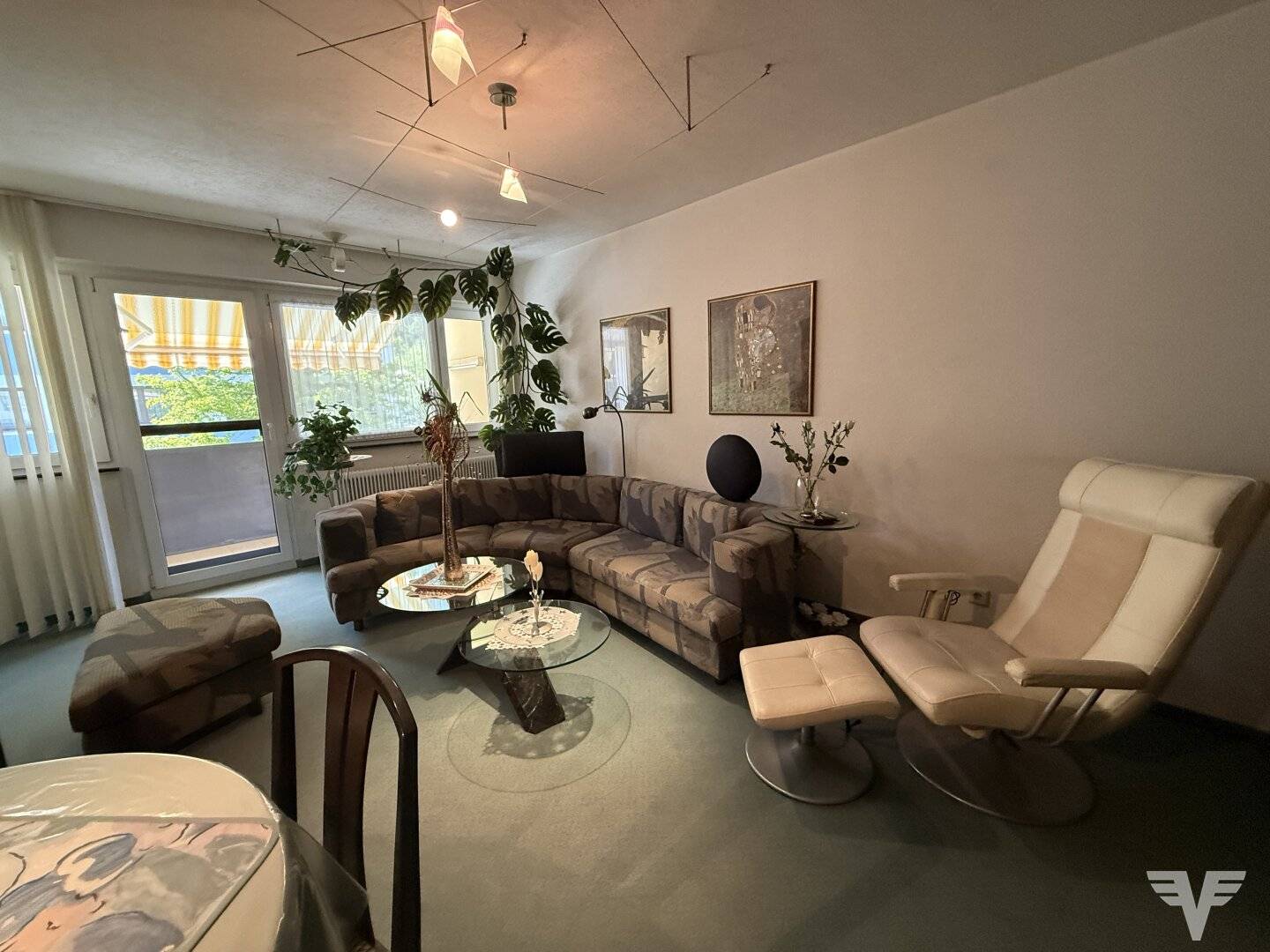 Cozy three room apartment with balcony and parking in Zell am See