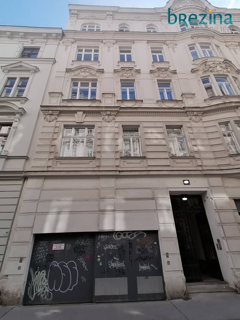 Garagenplatz - Servitengasse