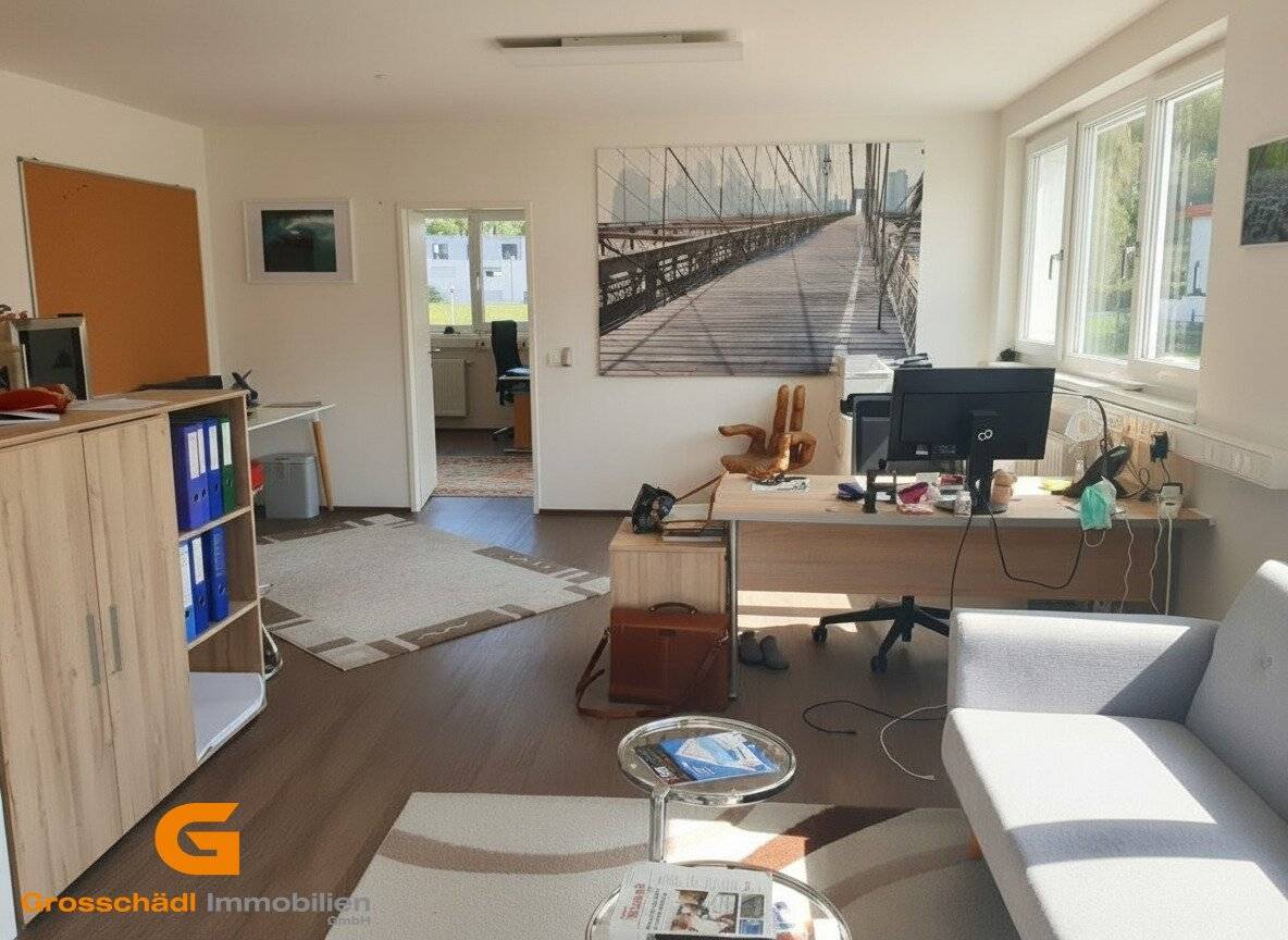Elixhausen - moderne Büroeinheit / Ordination (ca. 60 m²)  mieten