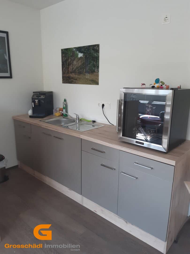 Elixhausen - moderne Büroeinheit / Ordination (ca. 60 m²)  mieten