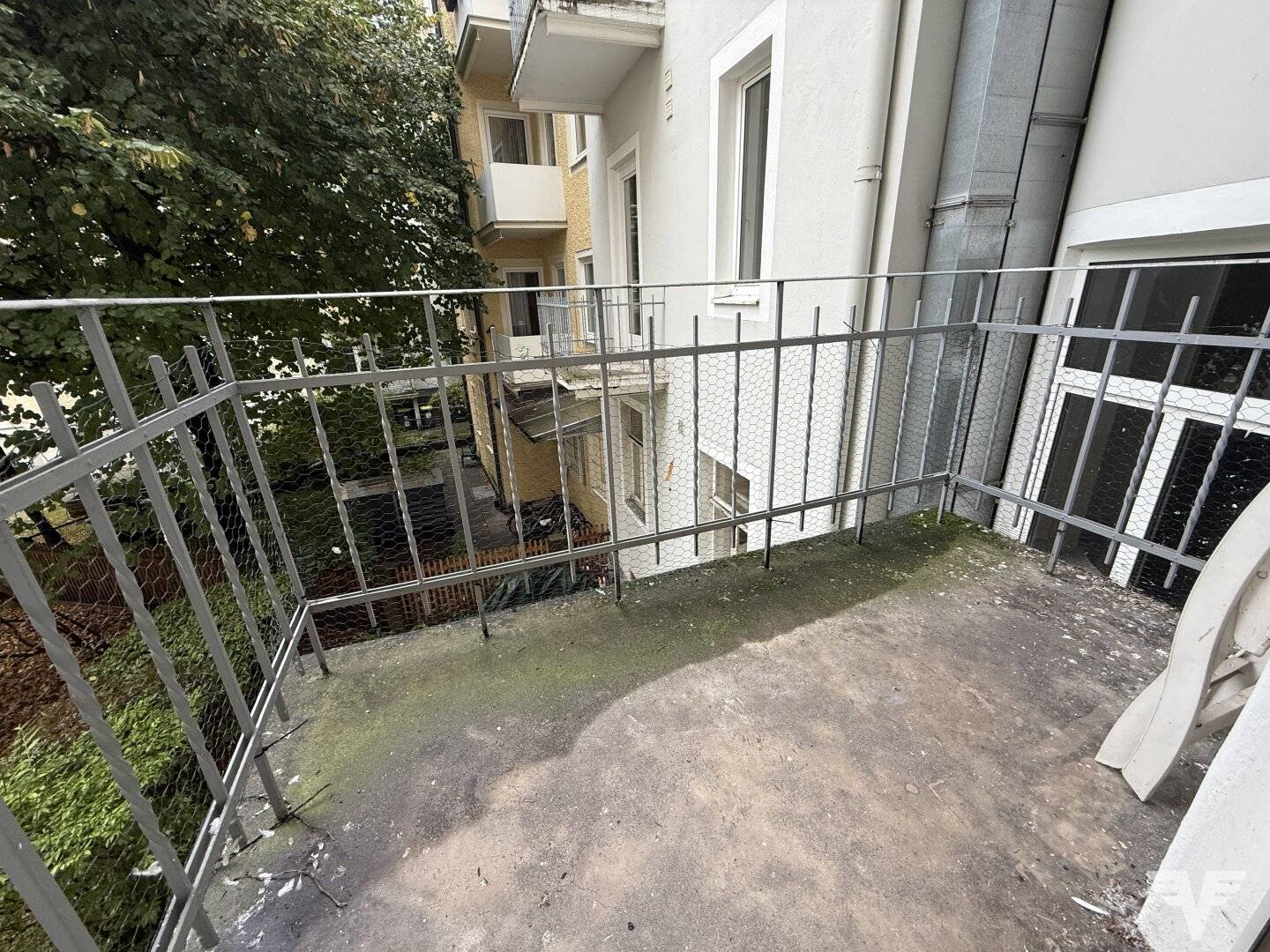Elisabeth-Vorstadt! 4 room apartment in patrician house