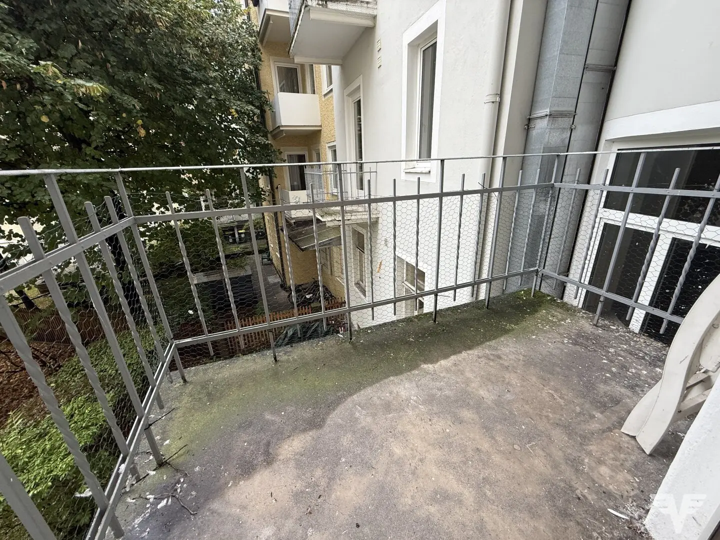 Elisabeth-Vorstadt! 4-Zimmer-Wohnung in Patrizierhaus