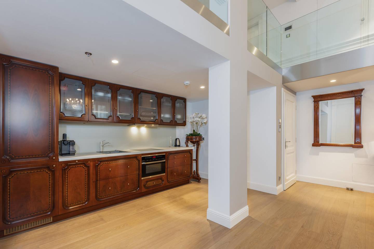 Apartment on Parkring near City Park with Concierge