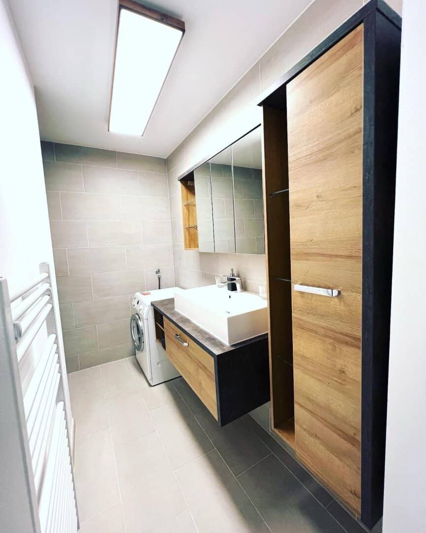 NUSSDORF - ALTBAU NEUWERTIG UND STILVOLL - 4 ZIMMER - NUSSDORF