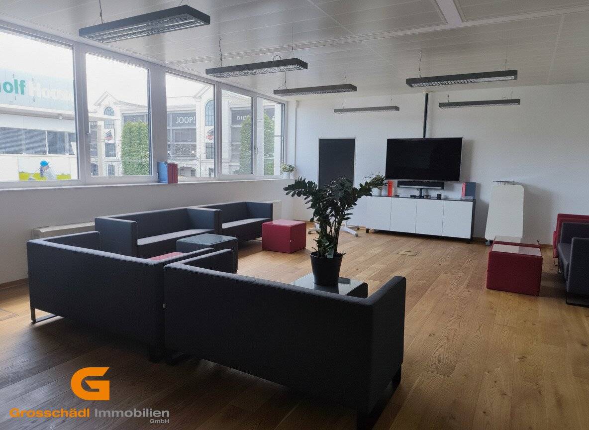 Modernes Büro Nahe Airport