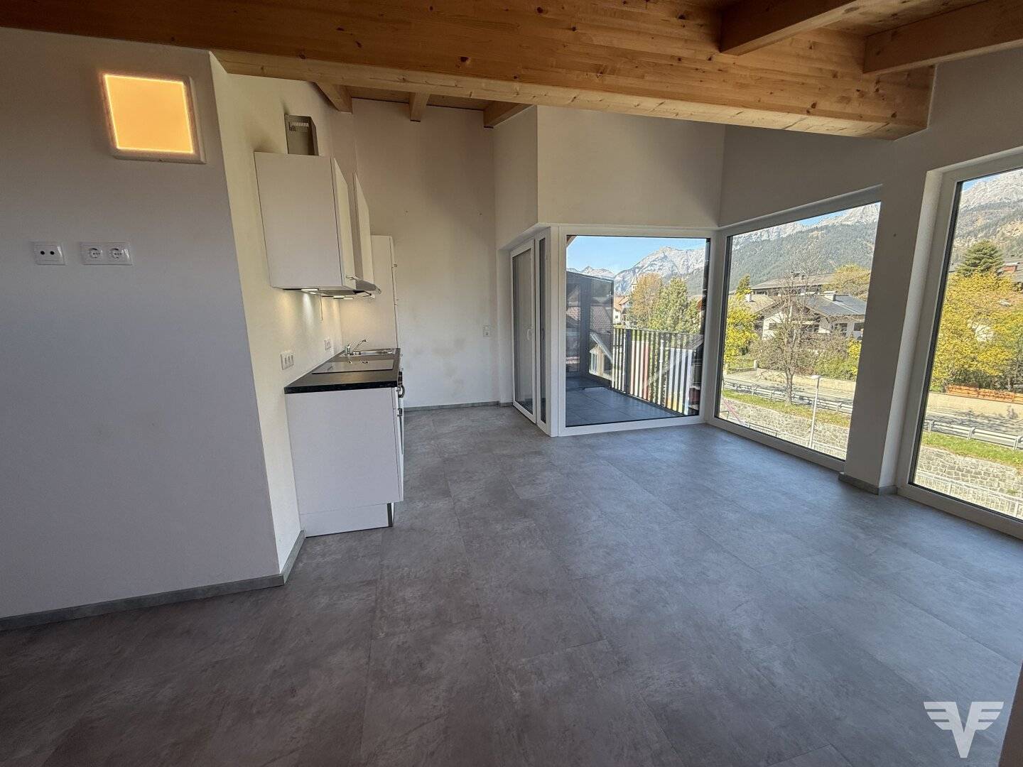 Living Comfort Attic Apartment in Saalfelden