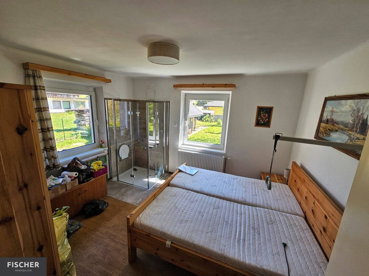 Residential House with Large Private Grounds - Landskron