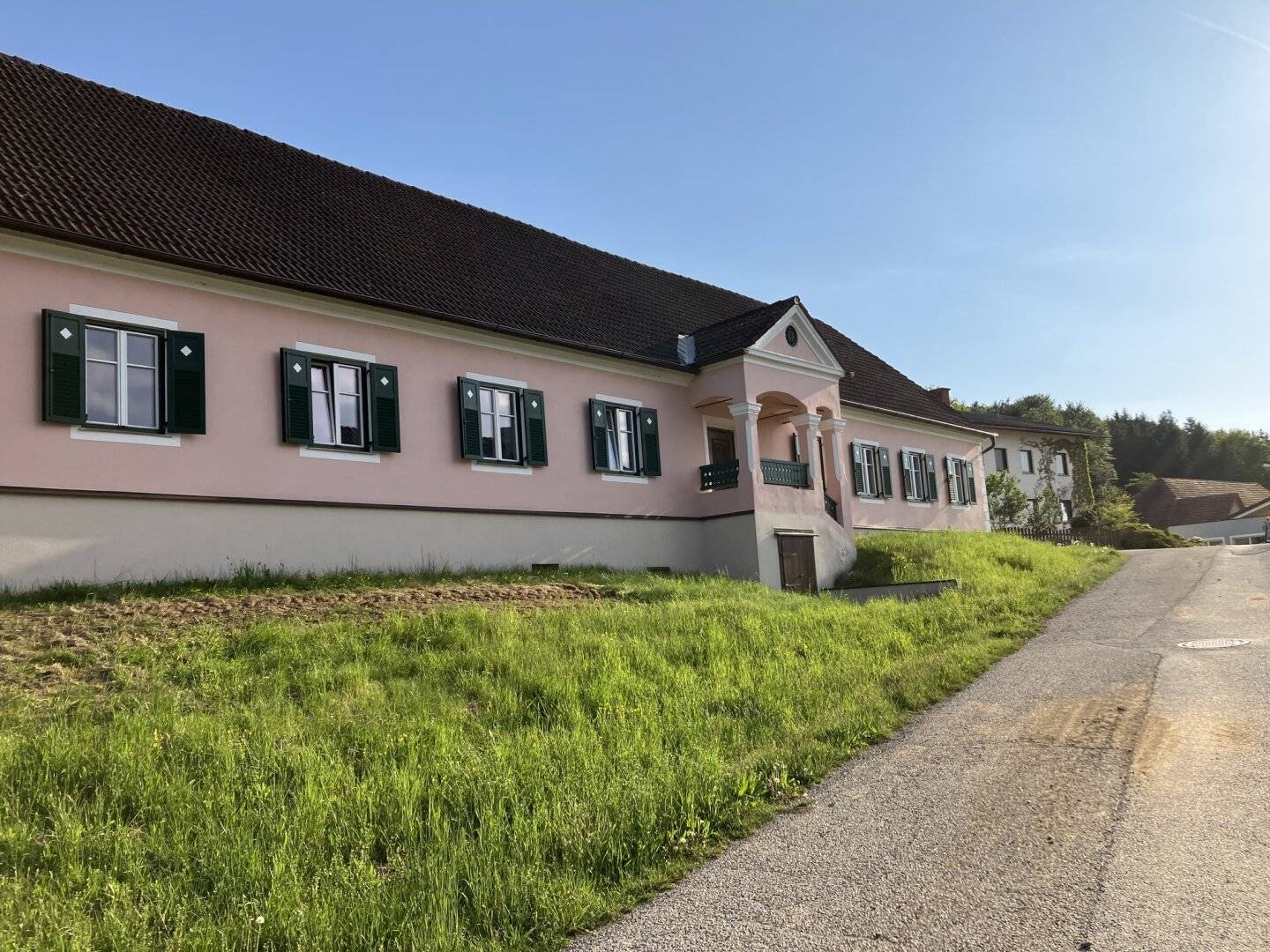 RARITÄT: LANDWIRTSCHAFT IM ERZHERZOG JOHANN BAUSTIL IM OSTSTEIRISCHEN HÜGELLAND - ERWEITERBAR