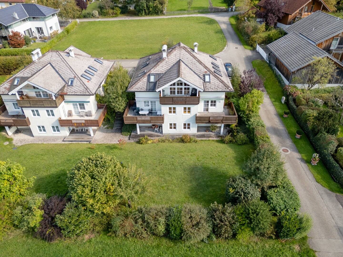 Living where others vacation 6 room maisonette with lake view idyll at Irrsee