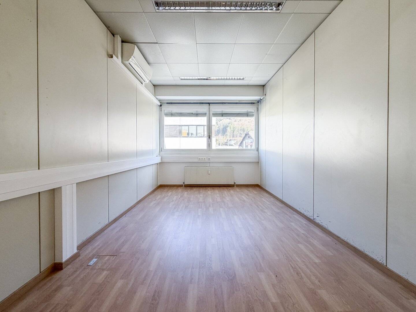 Office on the northeastern outskirts of Salzburg