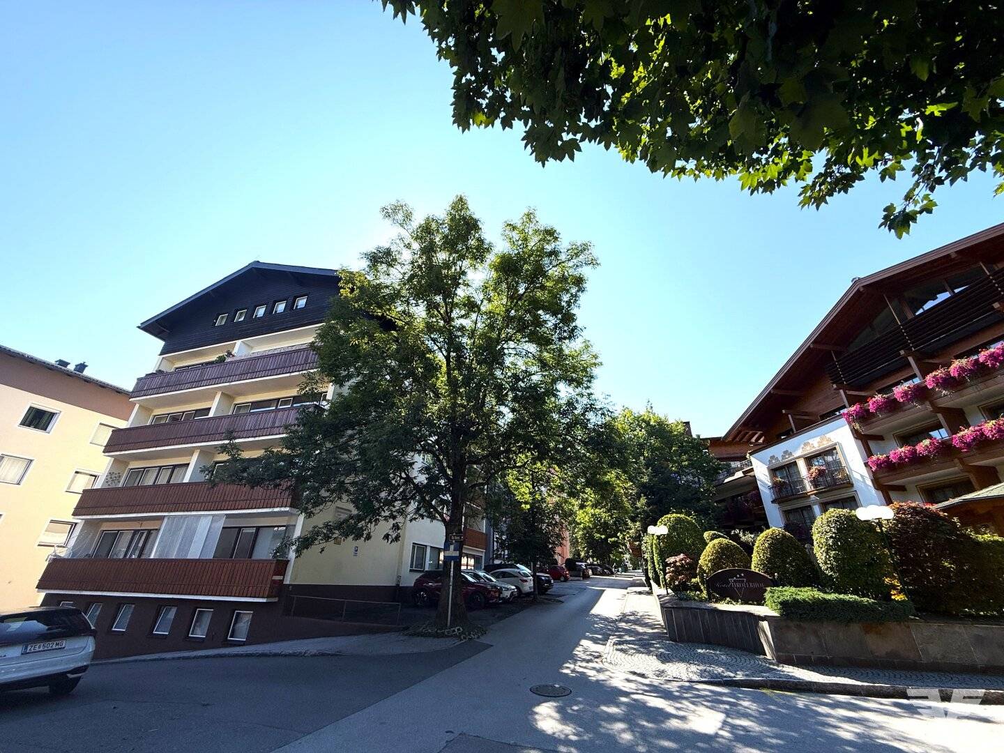 With a view of the Zeller See! Central four room apartment