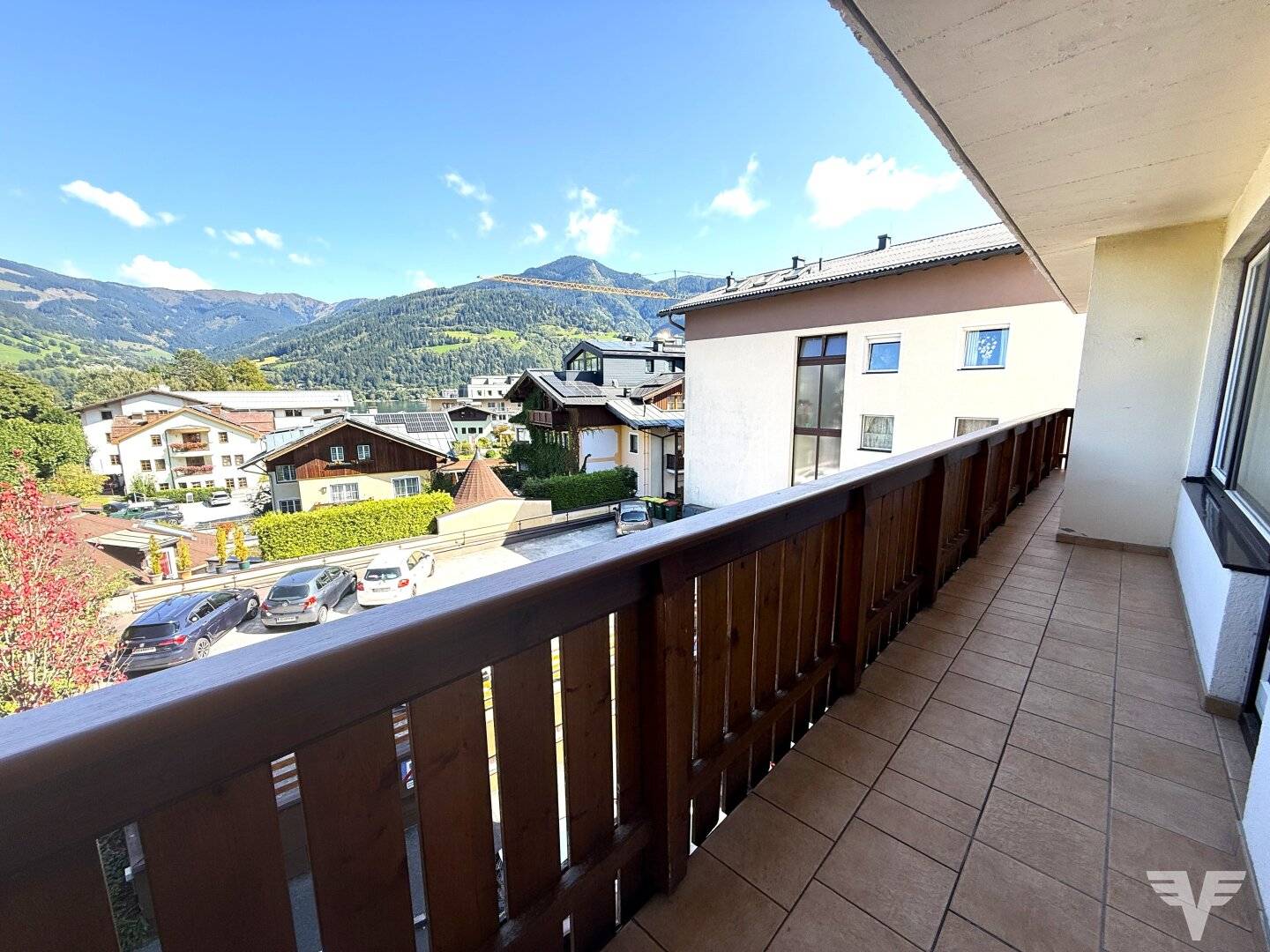 With a view of the Zeller See! Central four room apartment