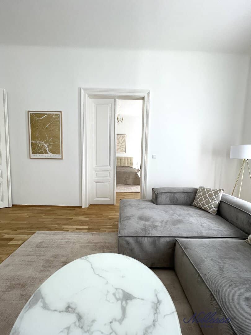 *Expats Welcome* - Stilvoll möblierte 3-Zimmer-Wohnung mitten in der Innenstadt!
