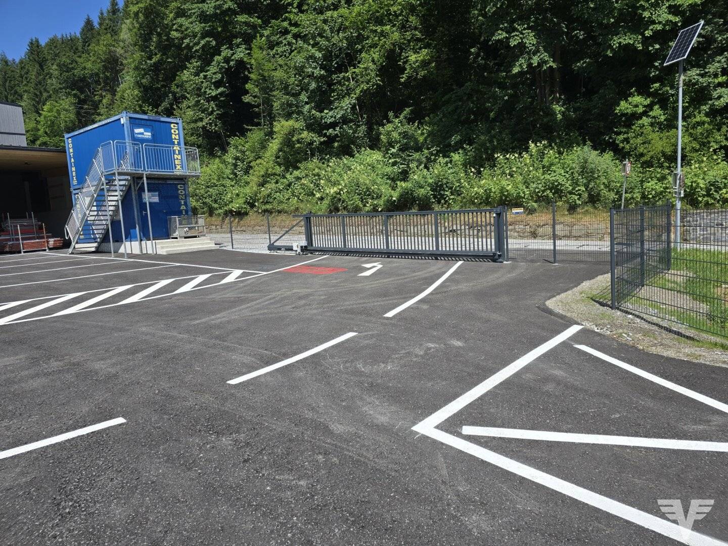 Commercial land for rent high quality storage space in Taxenbach