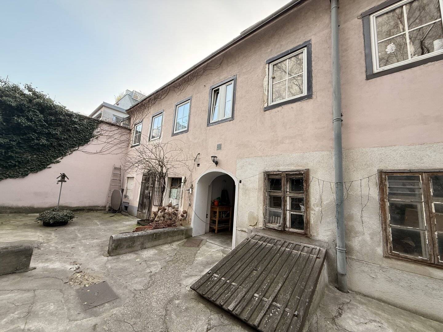 Zinshaus mit Entwicklungspotenzial auf der Neulerchenfelder Straße