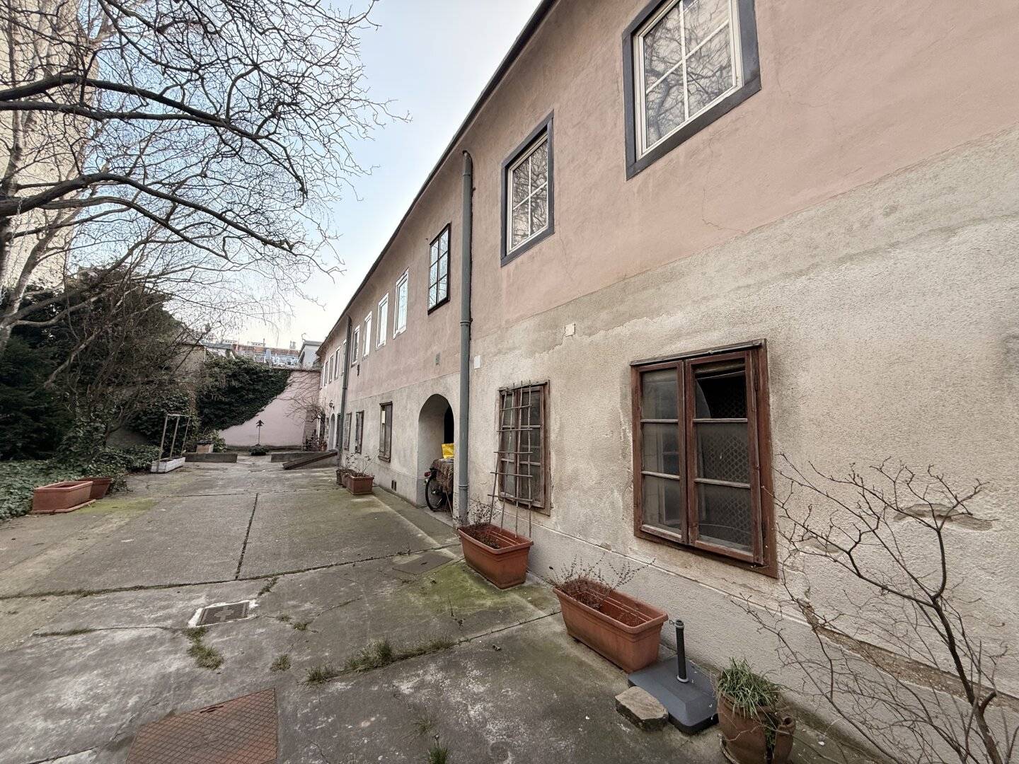 Zinshaus mit Entwicklungspotenzial auf der Neulerchenfelder Straße