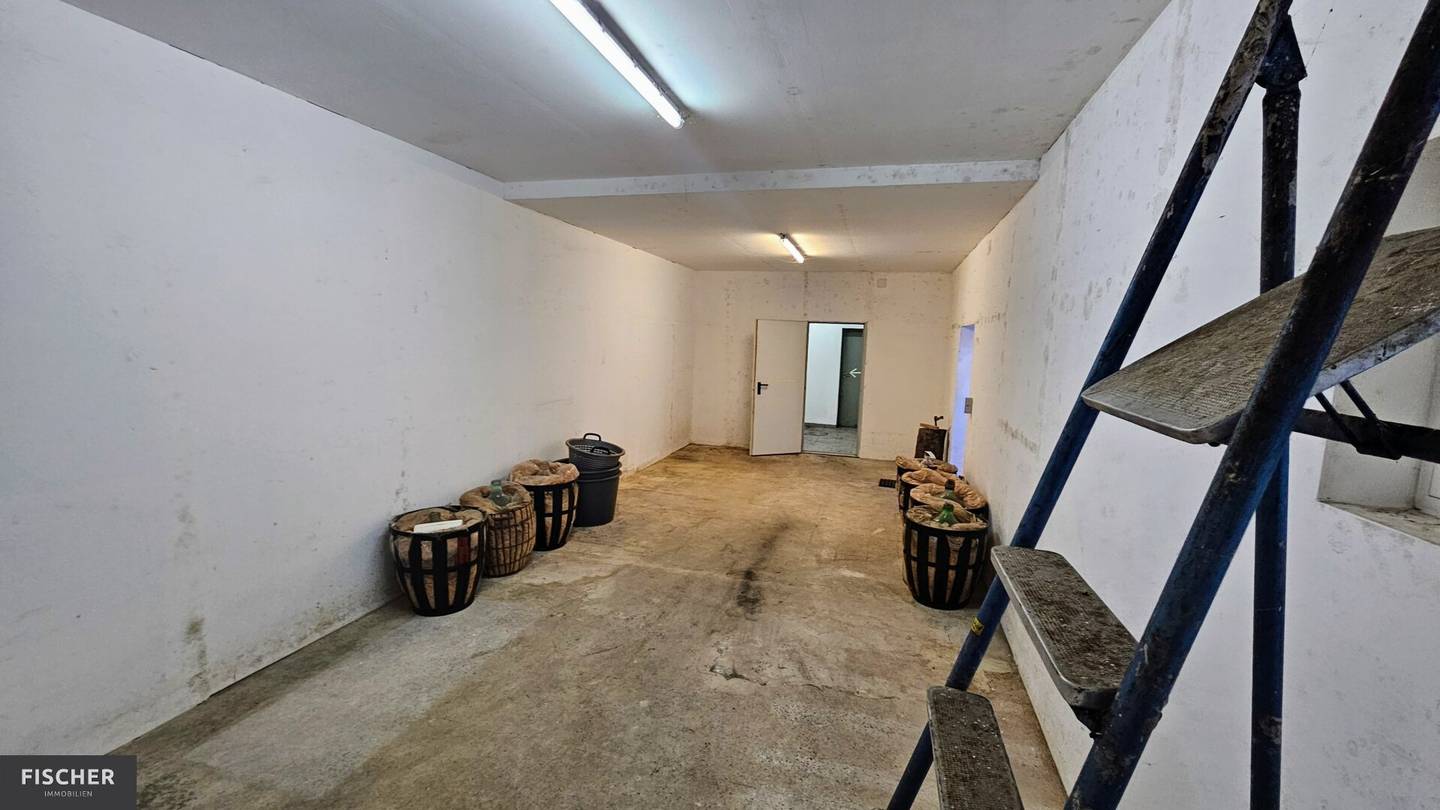 Workshop or Warehouse in Villach