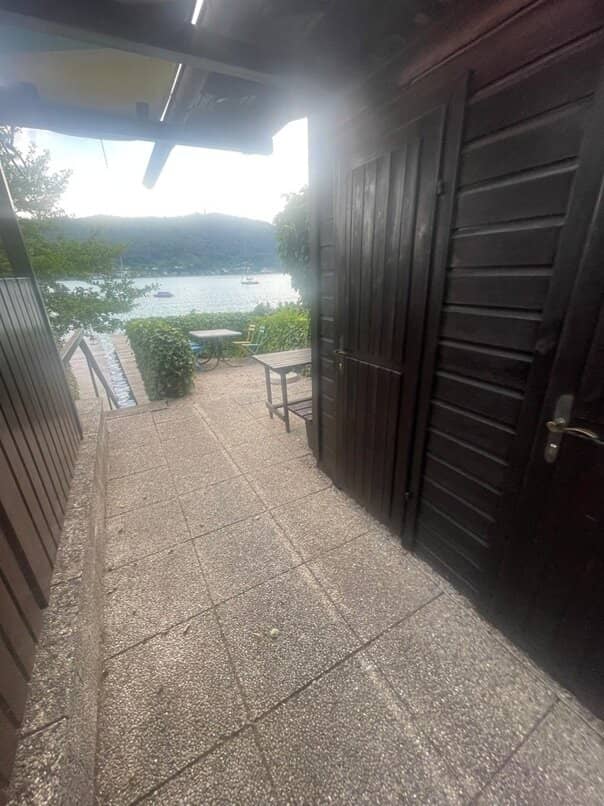 Exklusives Seebad am Wörthersee – Seltene Gelegenheit mit außergewöhnlichem Entwicklungspotenzial