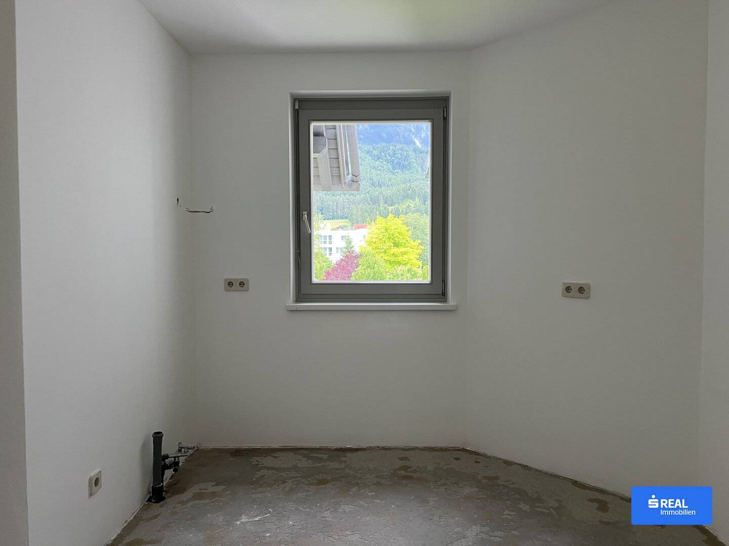 Affordable 3 room apartment with balcony in Ferlach
