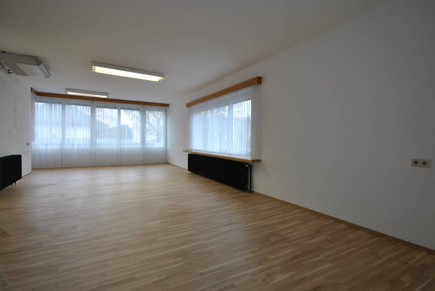 Anlageobjekt! KEINE PROVISION, VON PRIVAT! Zentrum von Gloggnitz! Bis zu 6,3% Rendite!