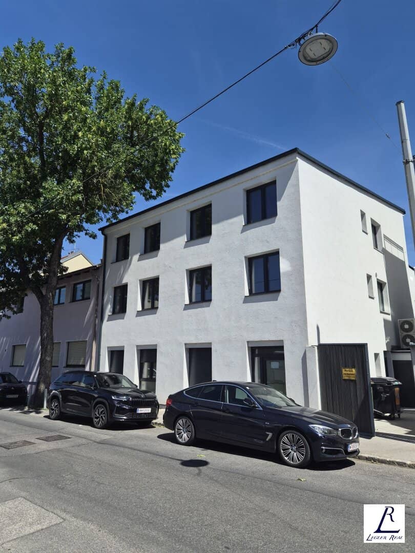NEUBAU-LOKAL/PRAXIS Geschäftsraum/Hofgarten