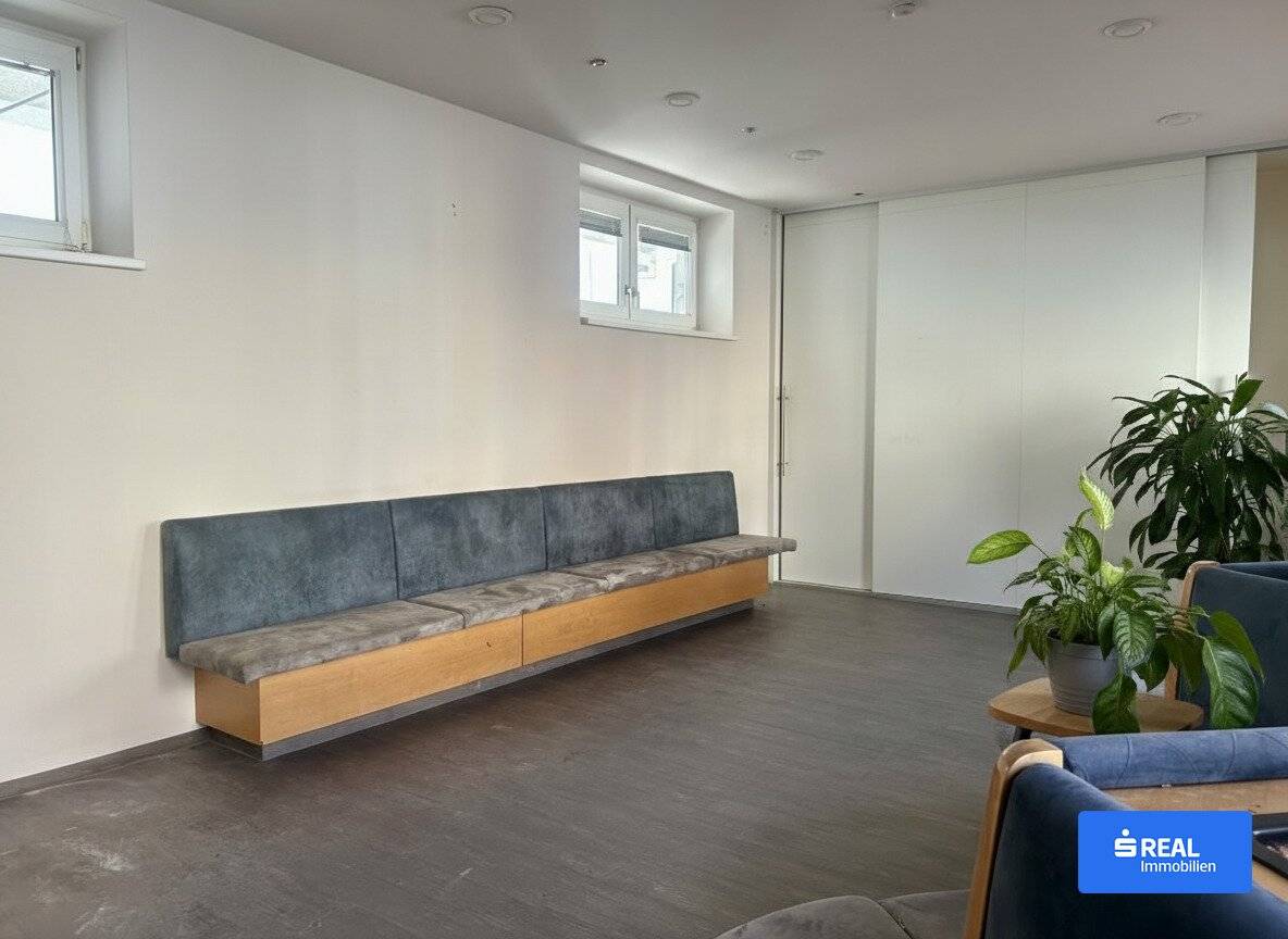 Commercial space/Office/Cafe directly at Hohen Platz, Getreidemarkt, Wolfsberg