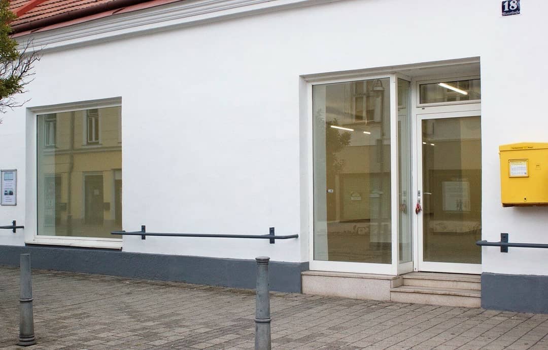Provisionsfrei! Großes Geschäftslokal in Neunkirchen zu vermieten!