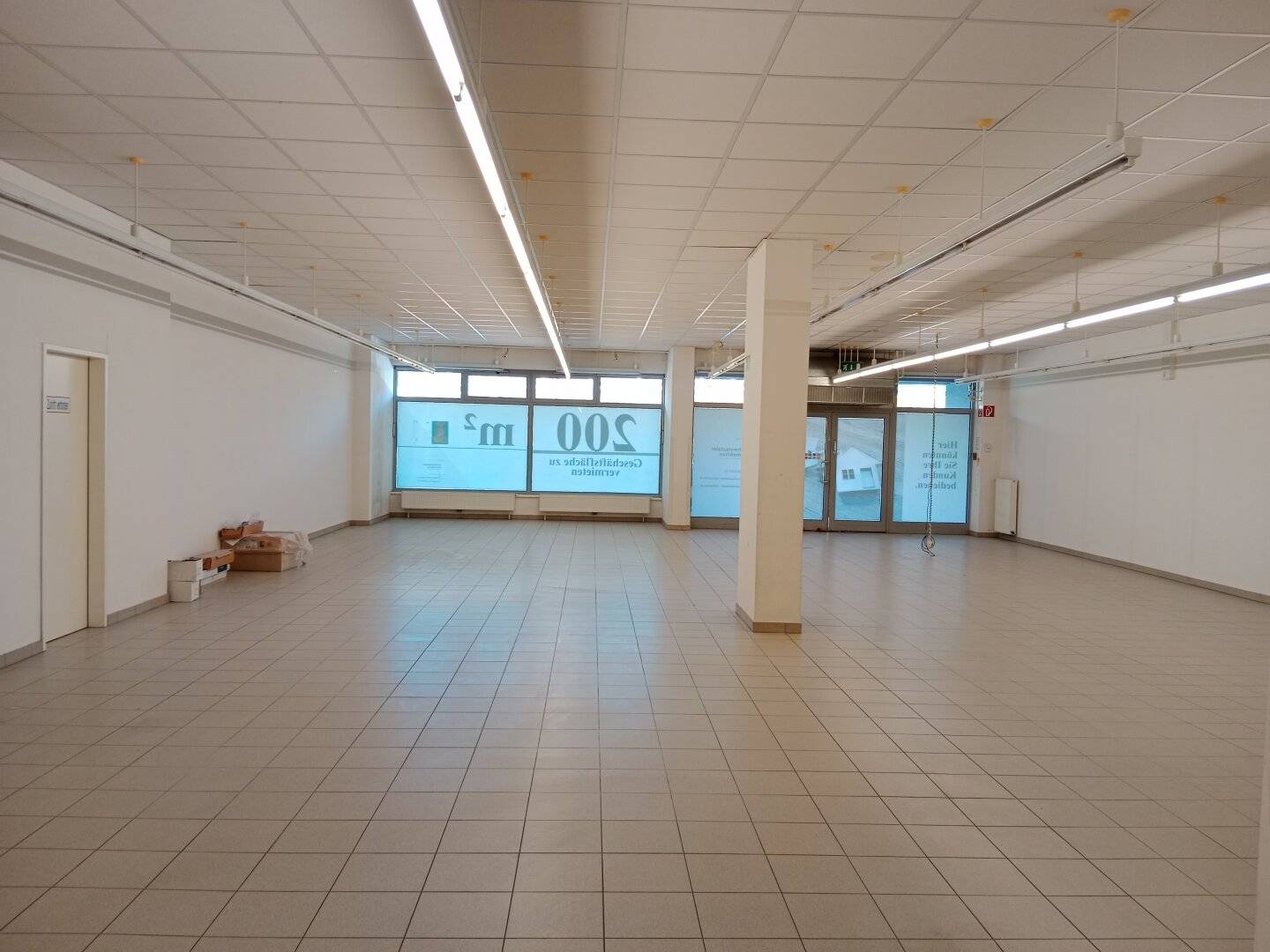 Attractive commercial premises in Ternitz: 200 m² for €1,837.98 ideal for your project