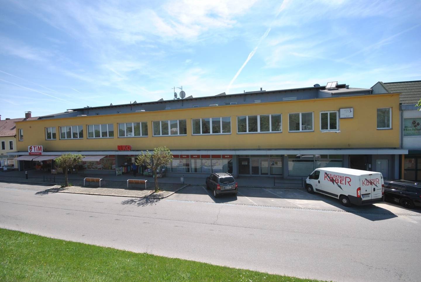 Attractive commercial premises in Ternitz: 200 m² for €1,837.98 ideal for your project