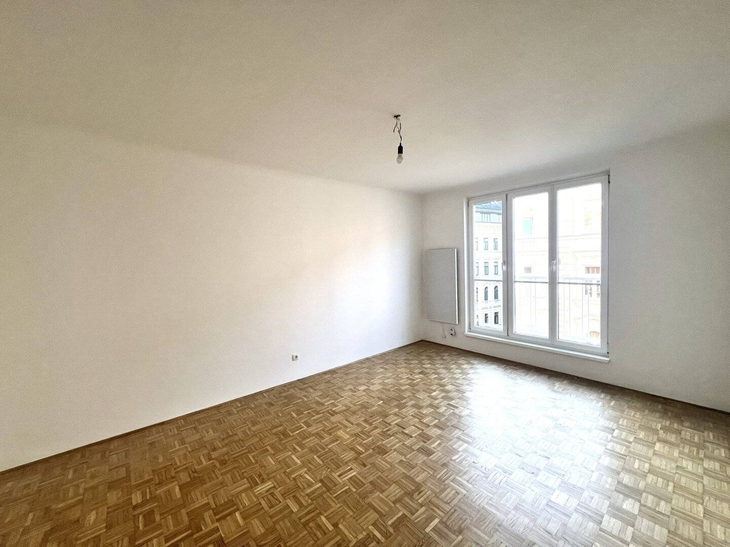 Kleine, feine Single- oder Starwohnung in zentraler Lage im 3. Bezirk in direkter U-Bahnnähe (!)