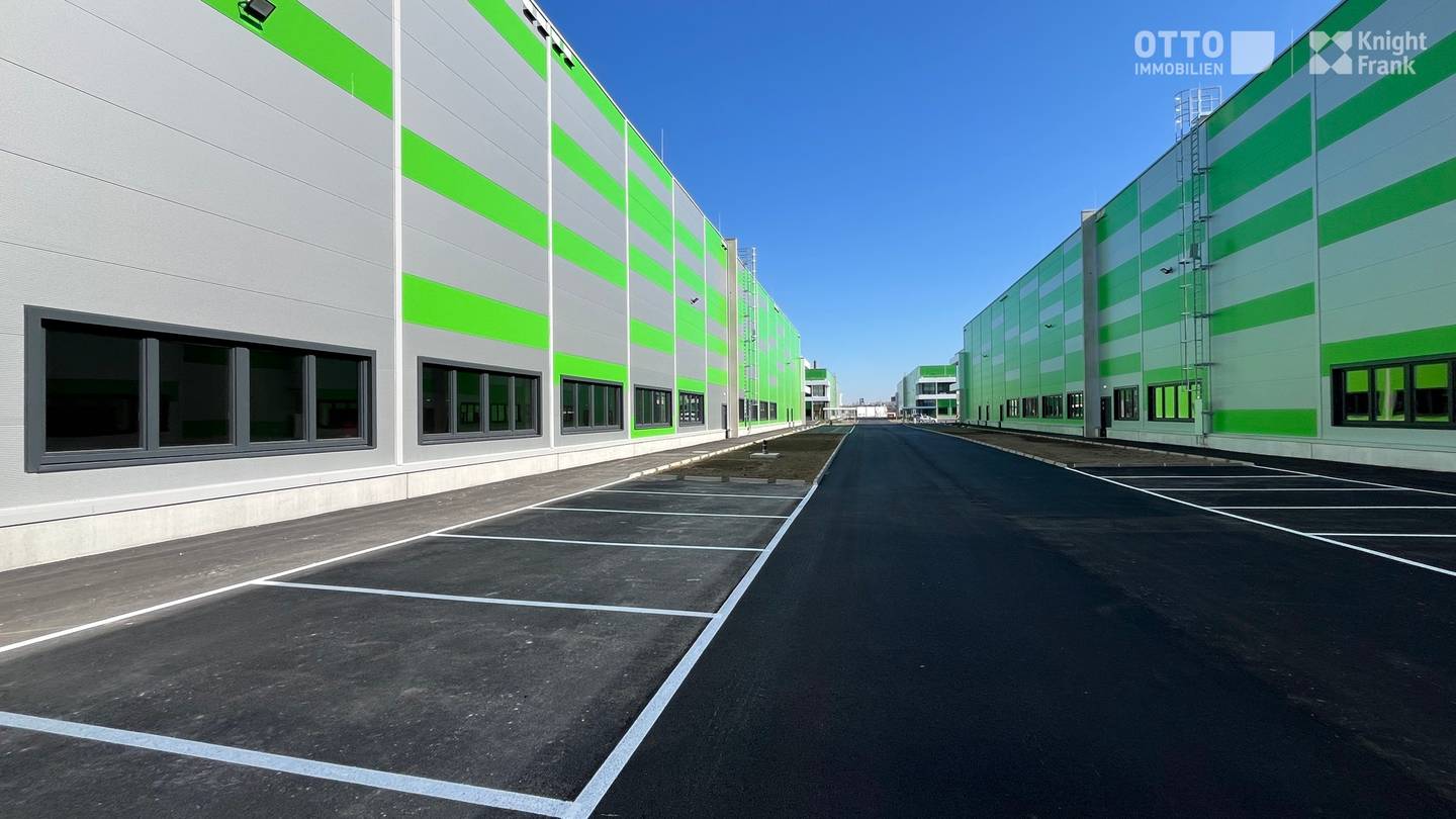 Industriehalle im Business Park Vienna, 1220 Wien – 1650 m2 Lager