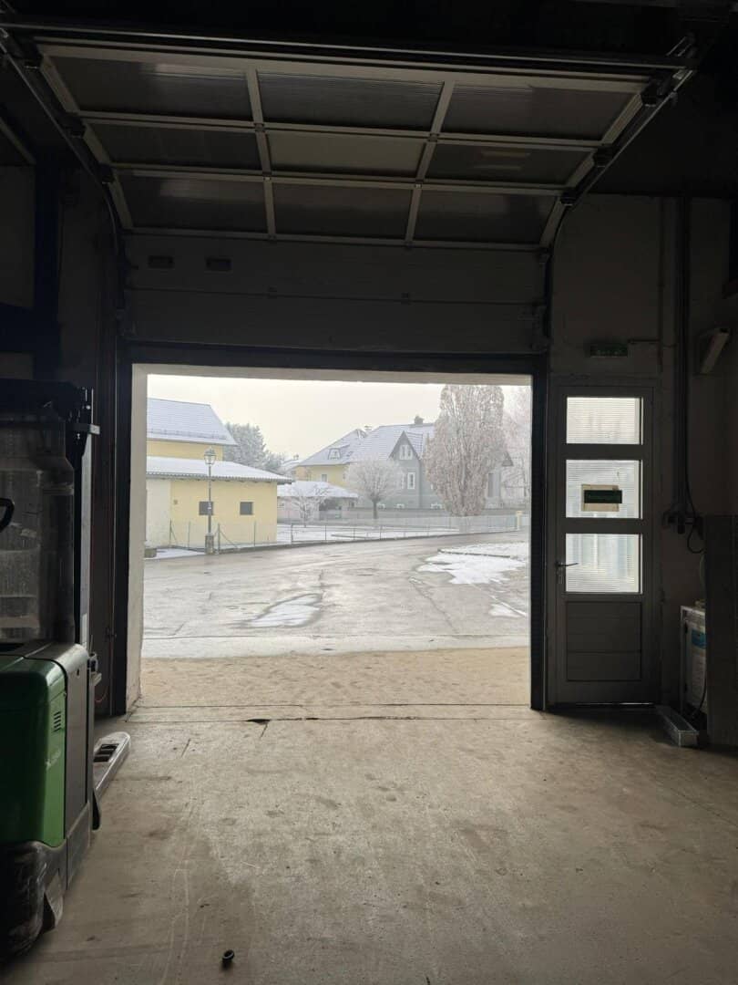 Attractive industrial hall in Grödig near Salzburg with room for your company