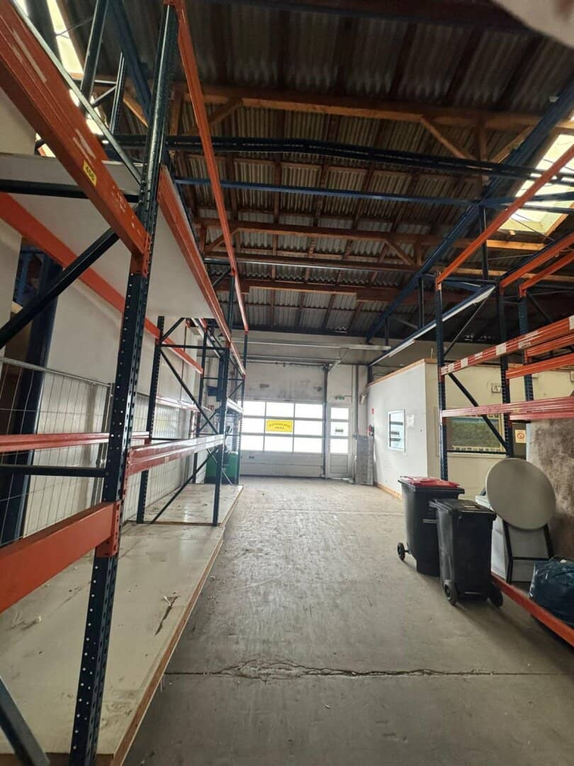 Attractive industrial hall in Grödig near Salzburg with room for your company