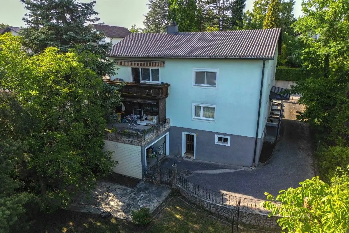Seltene Gelegenheit in Bestlage – Wohnhaus mit großem Grundstück und außergewöhnlichem Entwicklungspotenzial