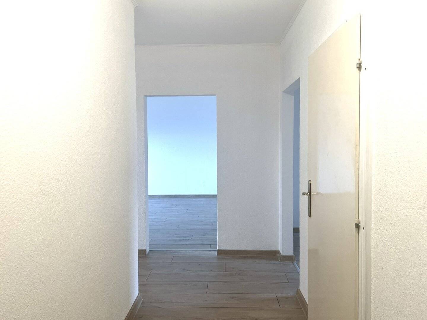 Well laid out three room owner occupied apartment on Heiligenstädter Street near Nußdorf