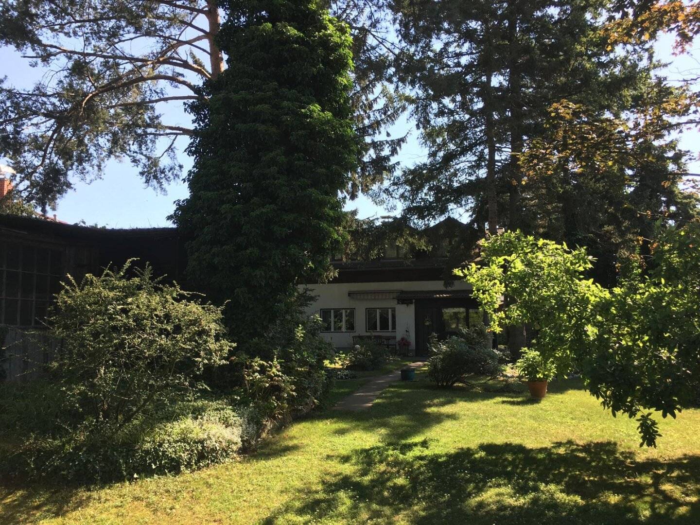 Einfamilienhaus mit 6 Zimmern in Strasshof an der Nordbahn; 1.486m² Grundstück