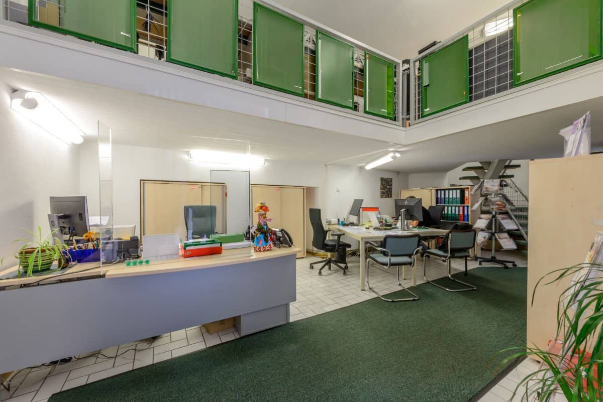 Zentrale Gewerbefläche mit Galerie und vielseitiger Nutzung