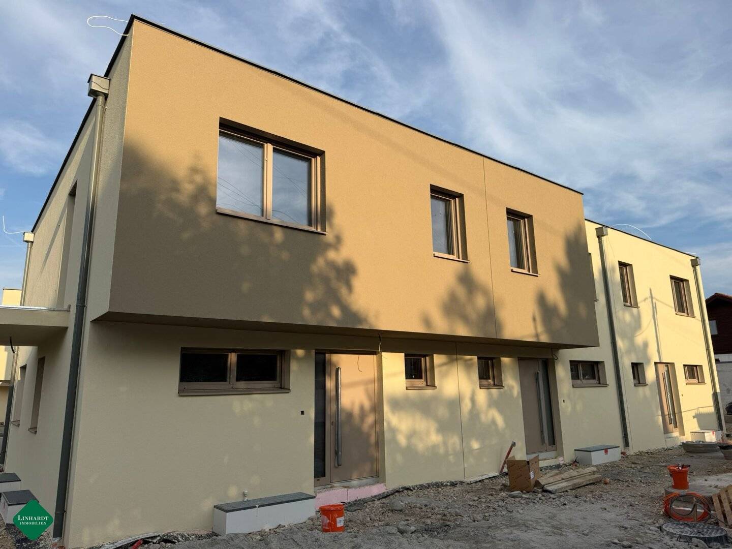 Neubauprojekt mit Keller- (  FERTIGSTELLUNG 08/2026 )