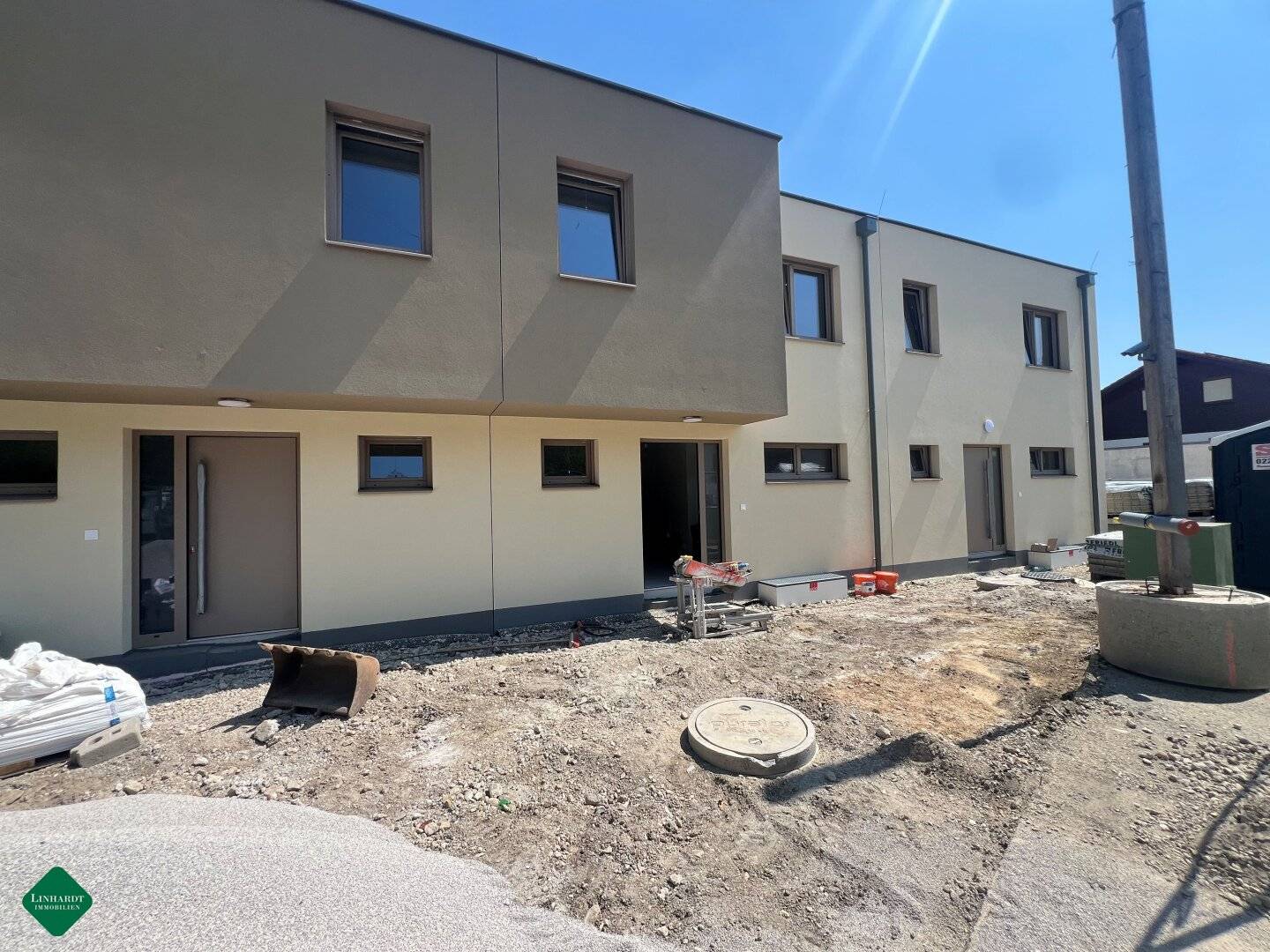 Neubauprojekt mit Keller- (  FERTIGSTELLUNG 08/2026 )