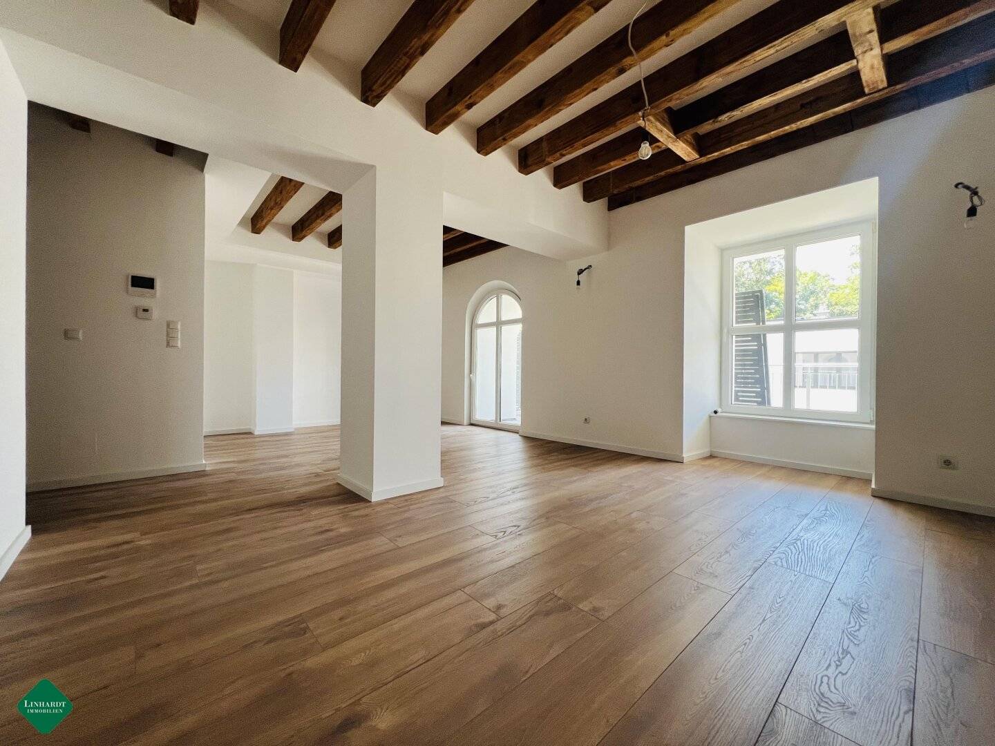 Charmante Eigentumswohnung mit großem Balkon ( 16m² )