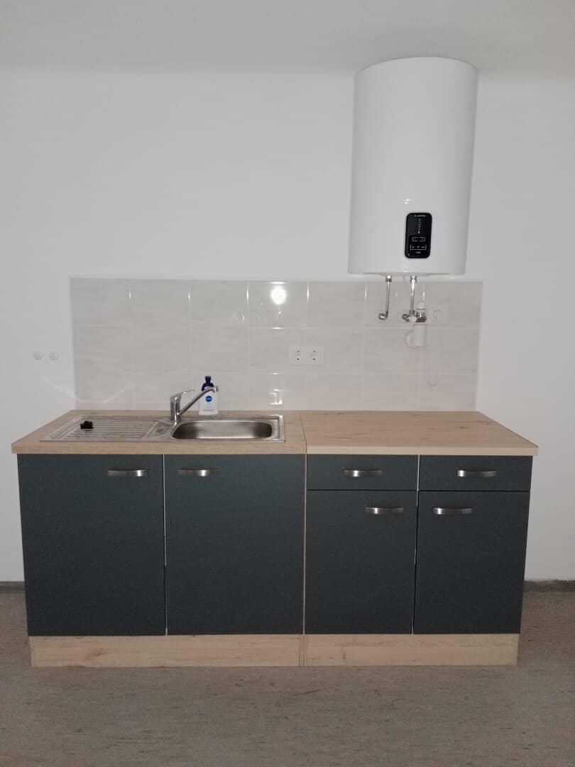 Commercial premises with start up aid in Neunkirchen for rent