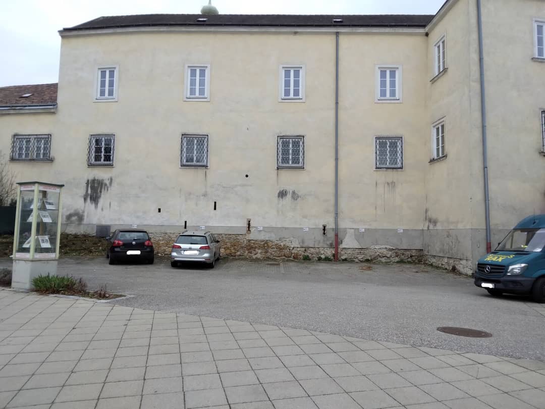 Parkplatz in Innenstadt von Neunkirchen zu vermieten!