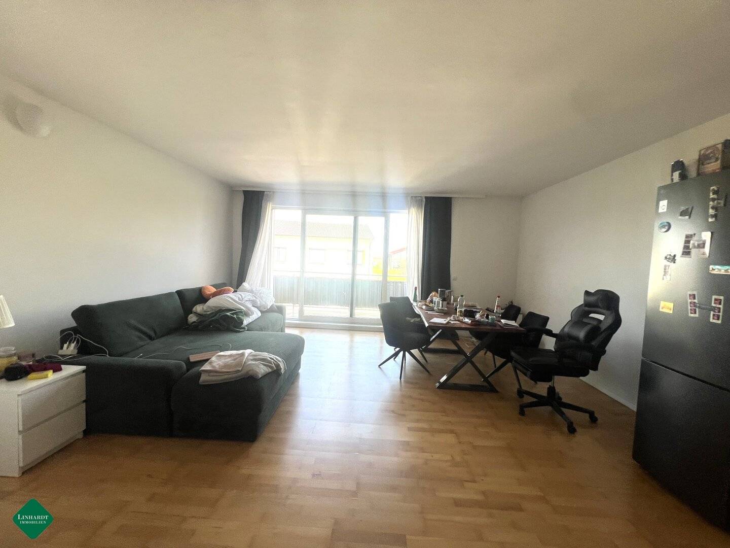 3 Zimmer plus Parkplatz