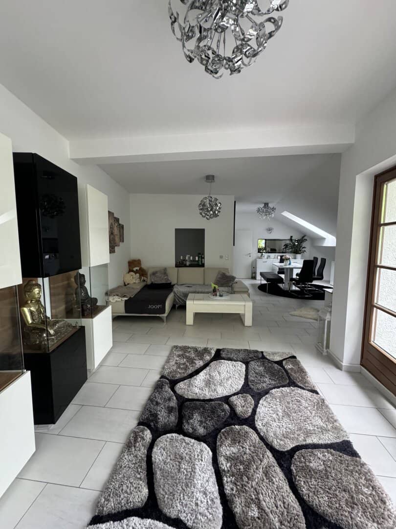 Dreamlike terrace apartment with lake access in Mondsee - luxury fittings, top location, €1,600/month**?**