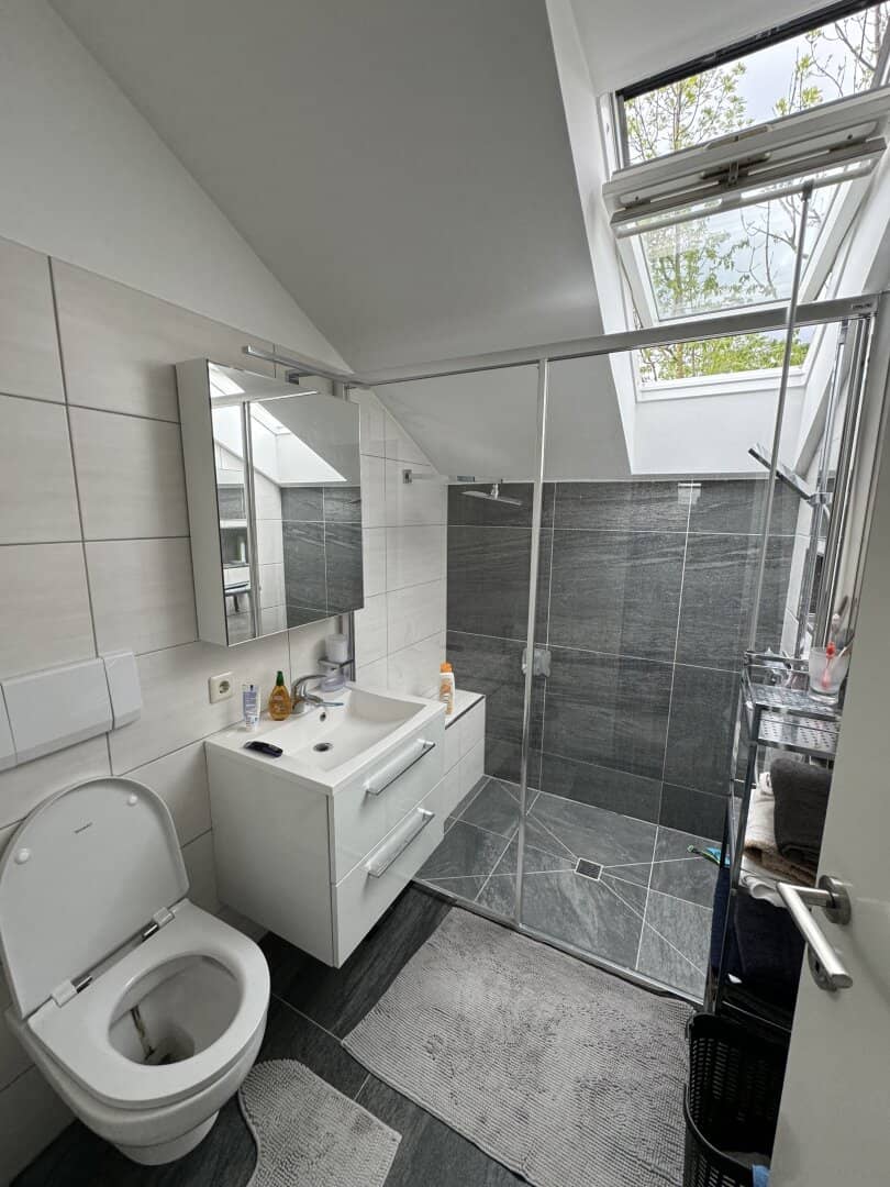 Dreamlike terrace apartment with lake access in Mondsee - luxury fittings, top location, €1,600/month**?**