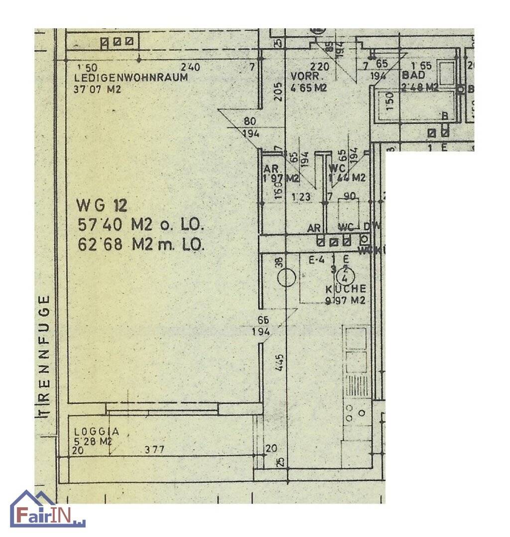 Renovation apartment 57 m² with loggia and elevator in 1140 Vienna near U3, €213,500