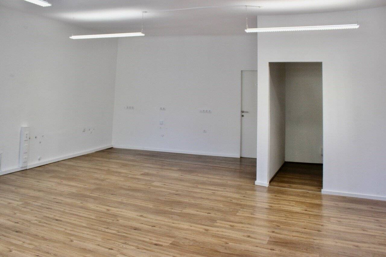 Office, practice or clinic in Neunkirchen for rent