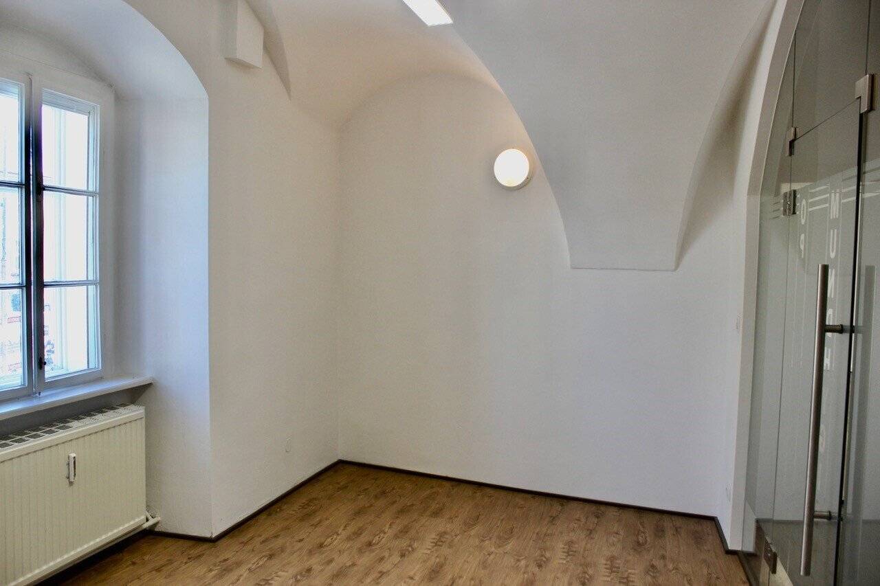 Office, practice or clinic in Neunkirchen for rent