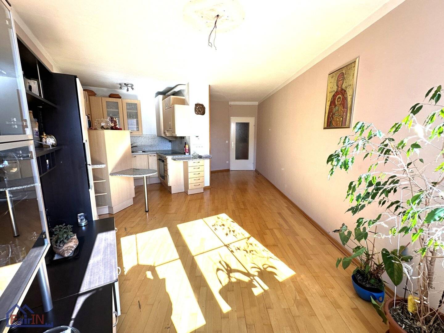 Traumhafte, 3-Zimmer-Wohnung.Nahe dem Zentrum mit Garage in Wiener Neustadt!